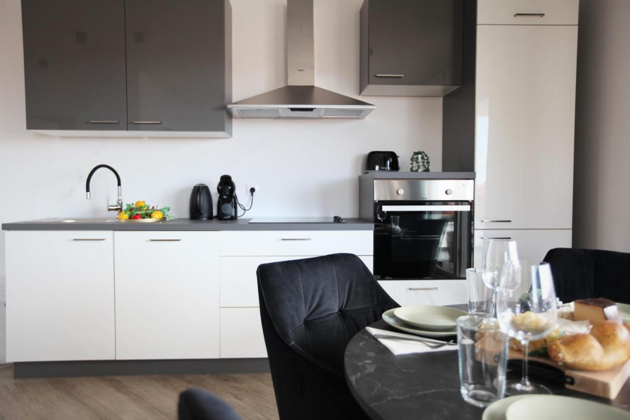 Apartments One トロギール エクステリア 写真
